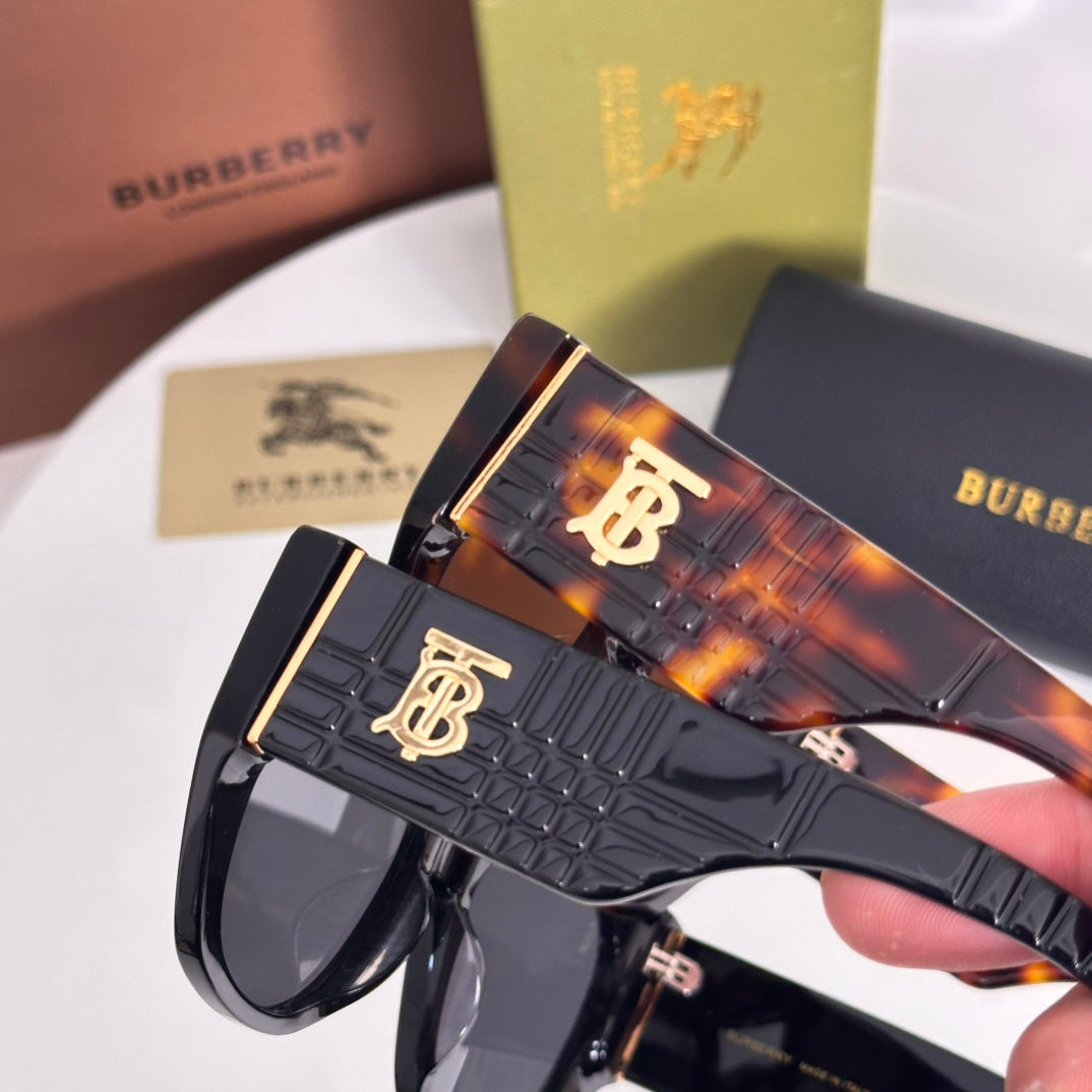 LuxluxHouse Best Quality Glasses Burberry