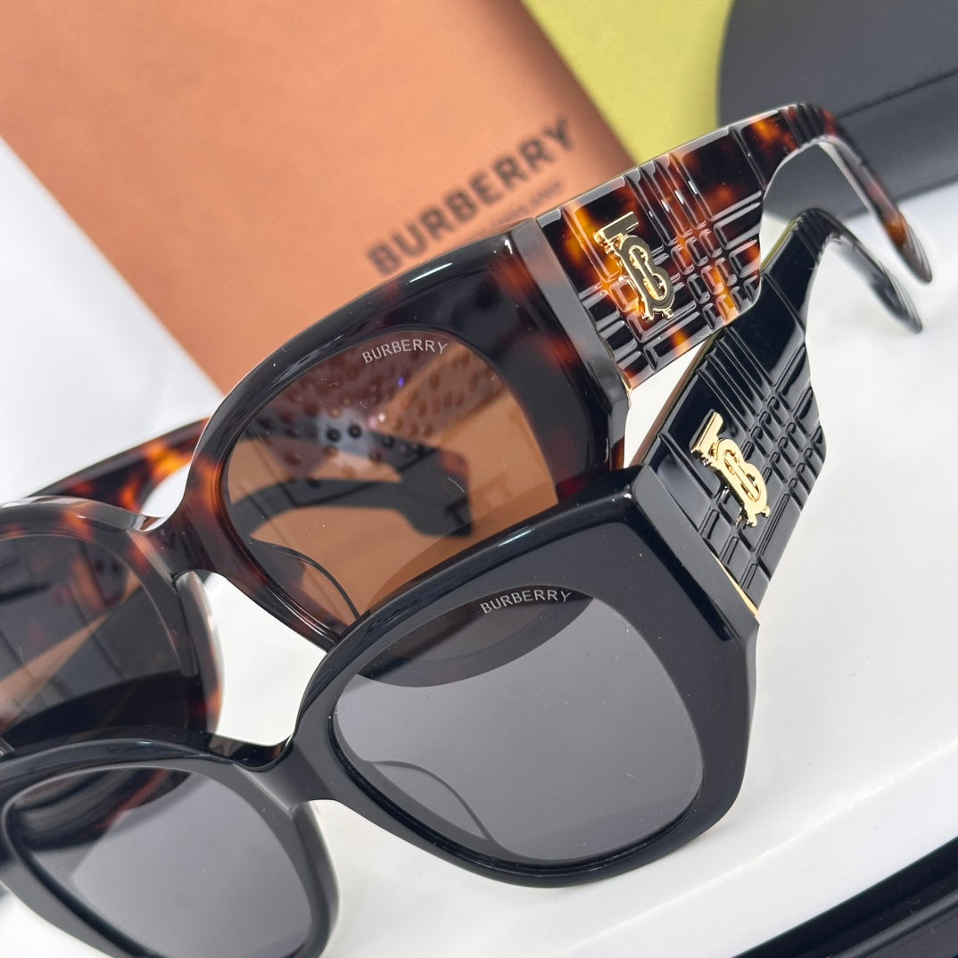 LuxluxHouse Best Quality Glasses Burberry