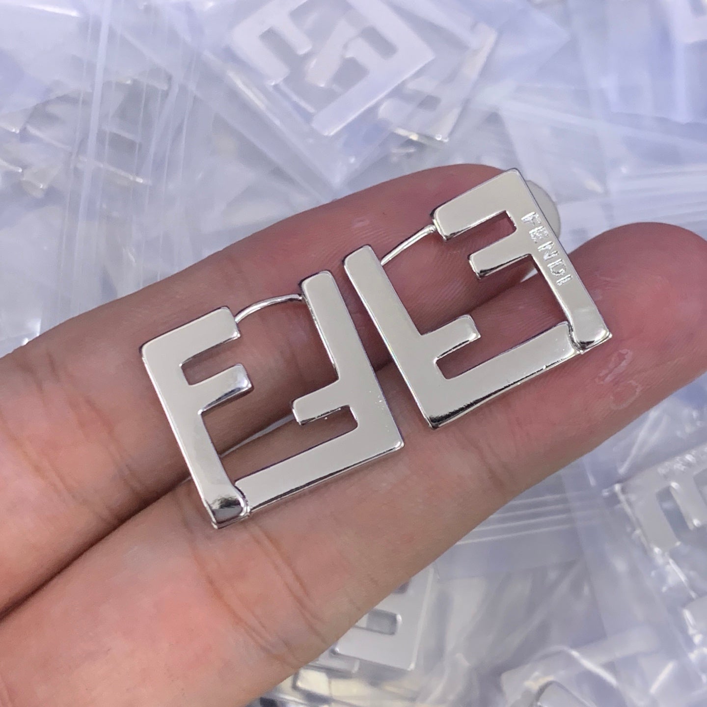 LuxluxHouse Low Price And High Quality Accessories Fendi