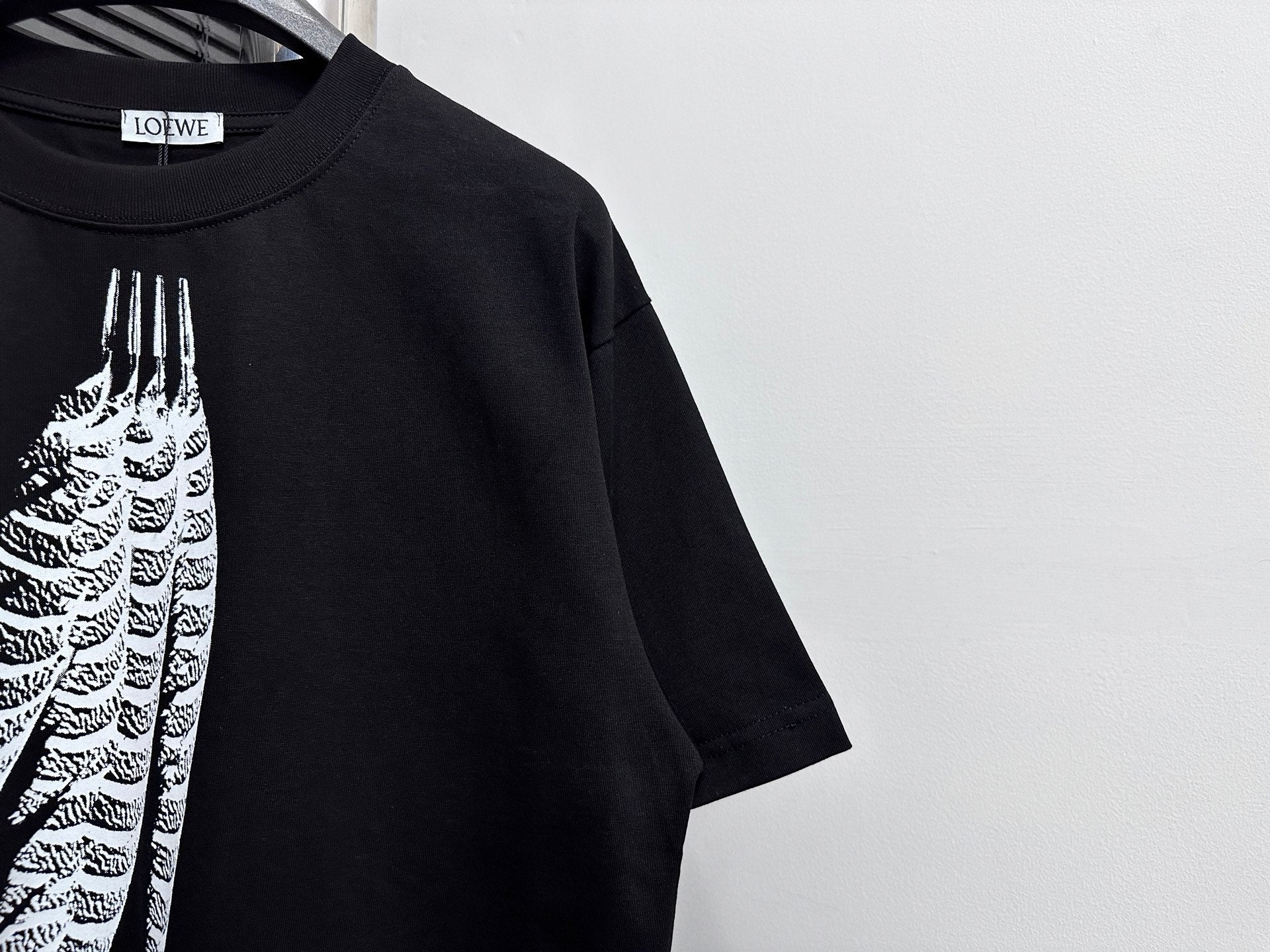 LuxluxHouse Best Quality Clothes T-shirt Loewe