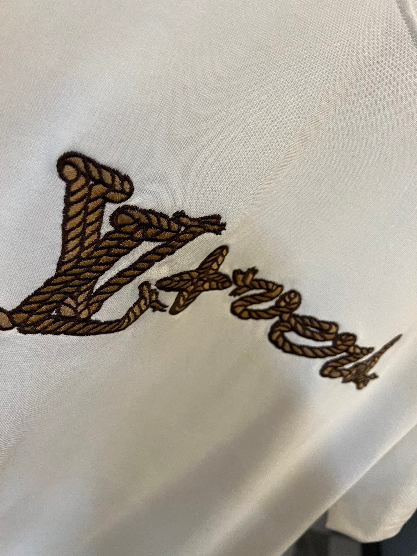 LuxluxHouse Best Quality Clothes T-shirt Louis Vuitton