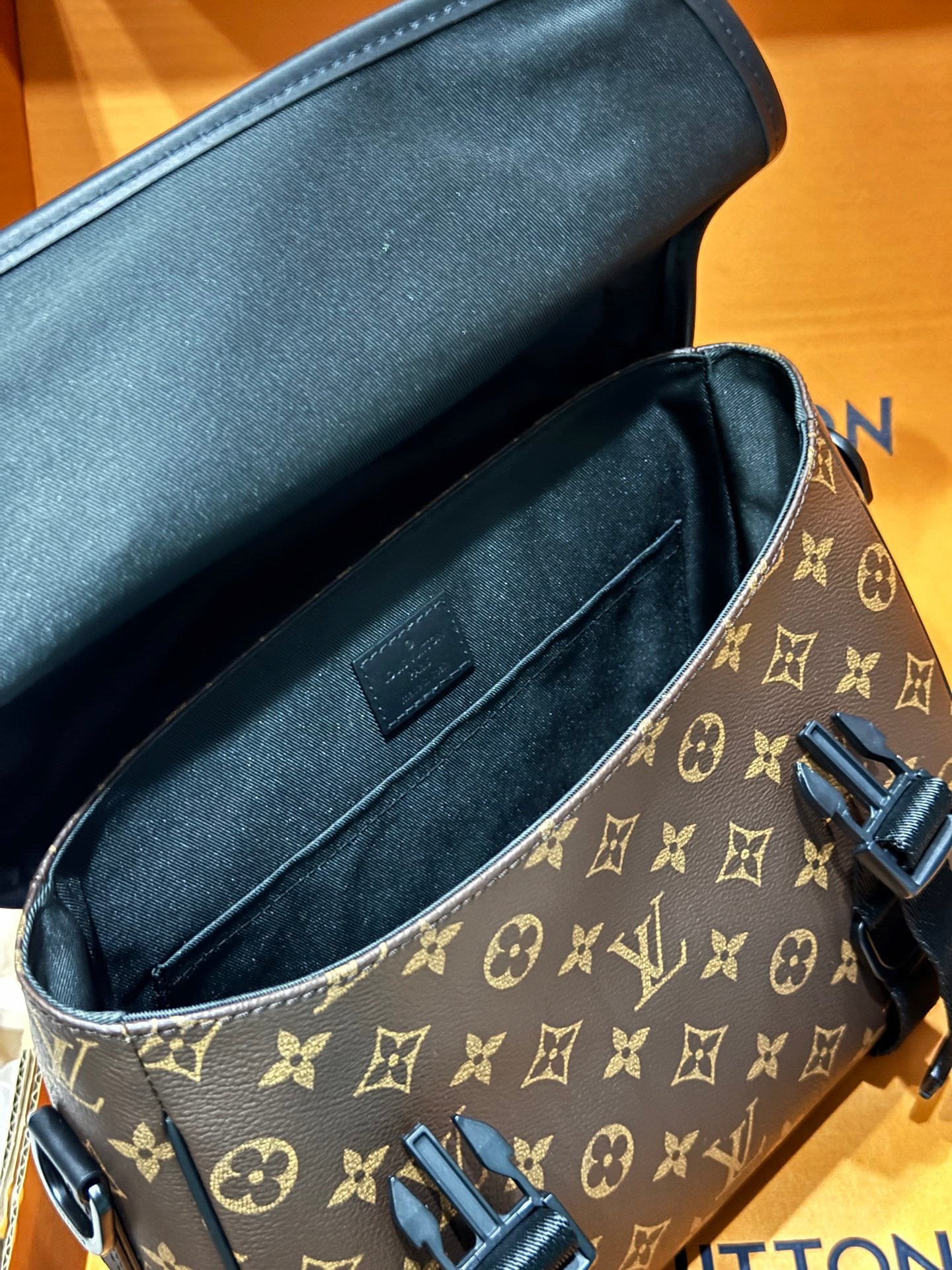 LuxluxHouse Best Quality Bags  Louis Vuitton