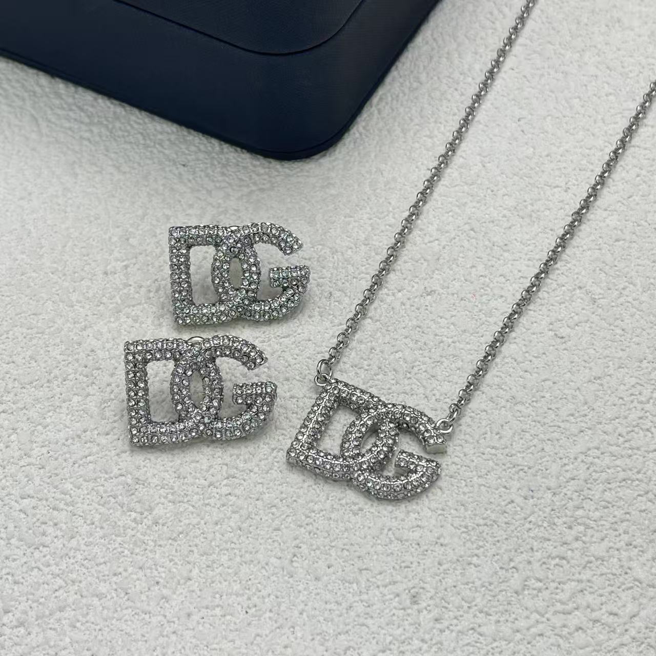 LuxluxHouse Low Price And High Quality Accessories Dolce & Gabbana