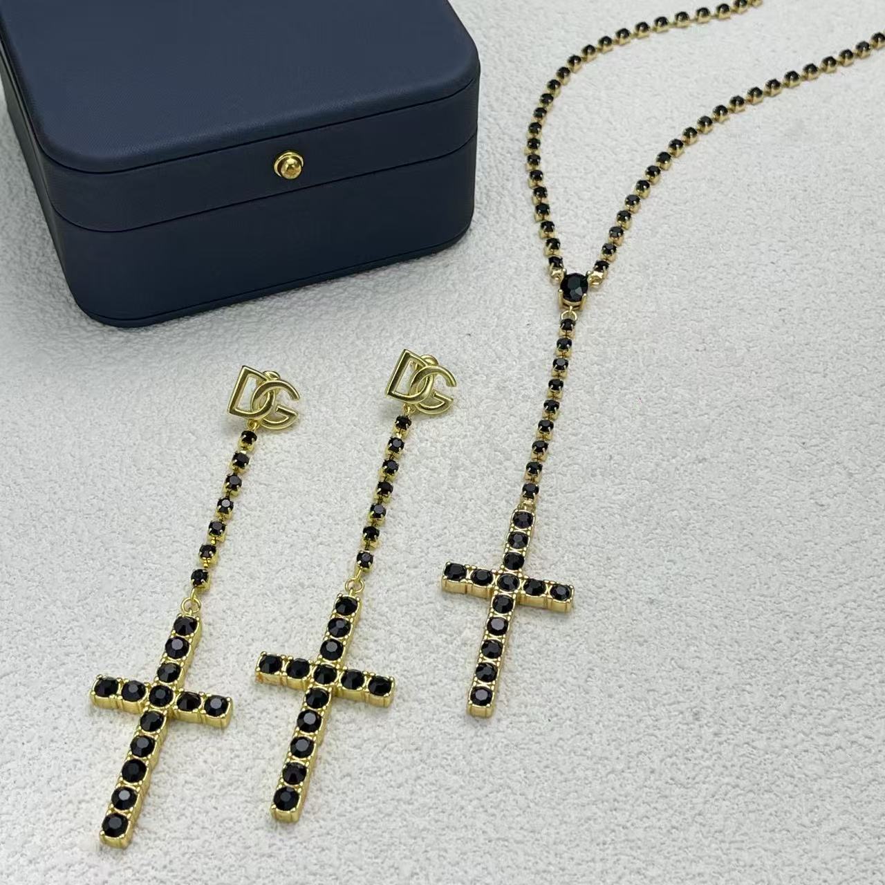 LuxluxHouse Low Price And High Quality Accessories Dolce & Gabbana