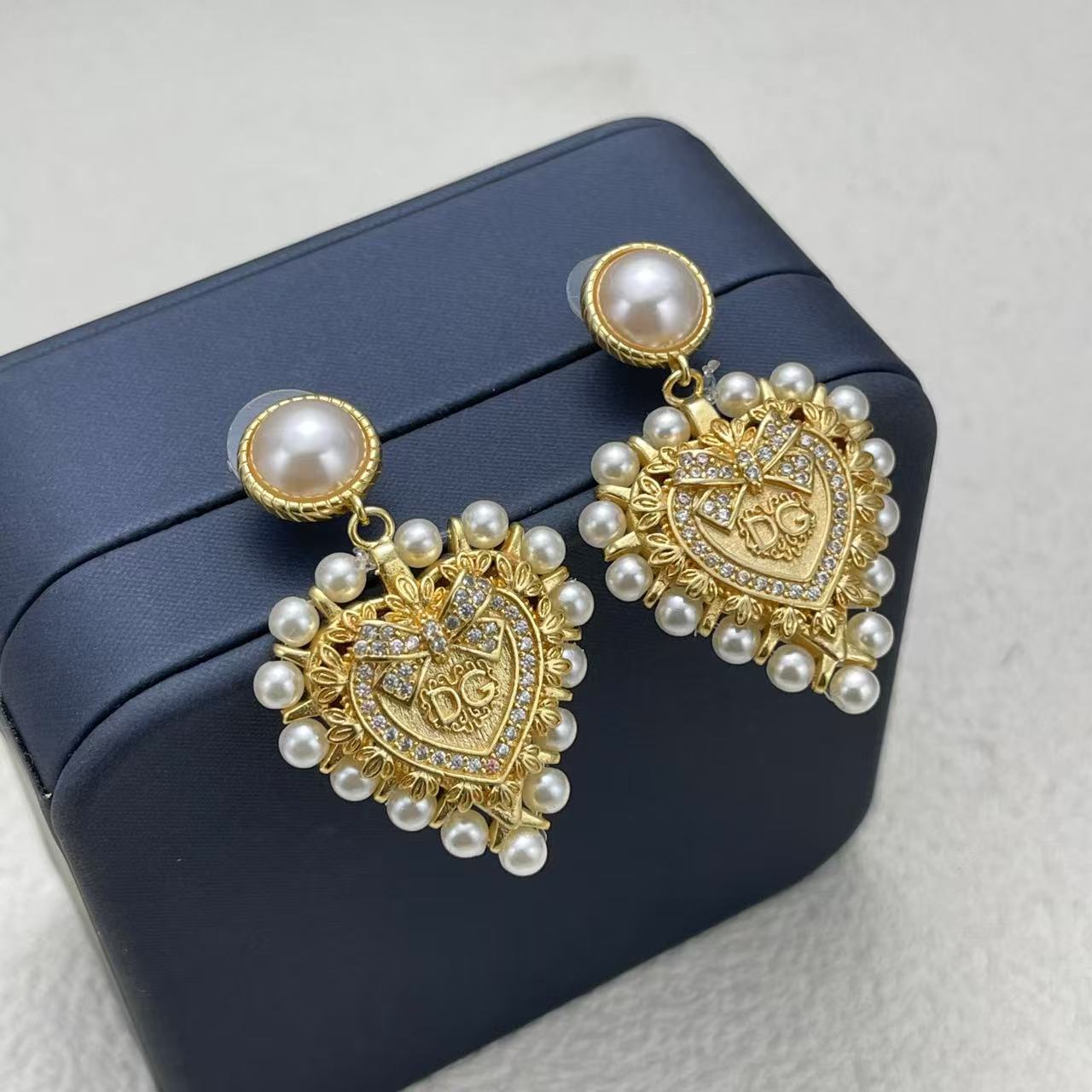 LuxluxHouse Low Price And High Quality Accessories Dolce & Gabbana