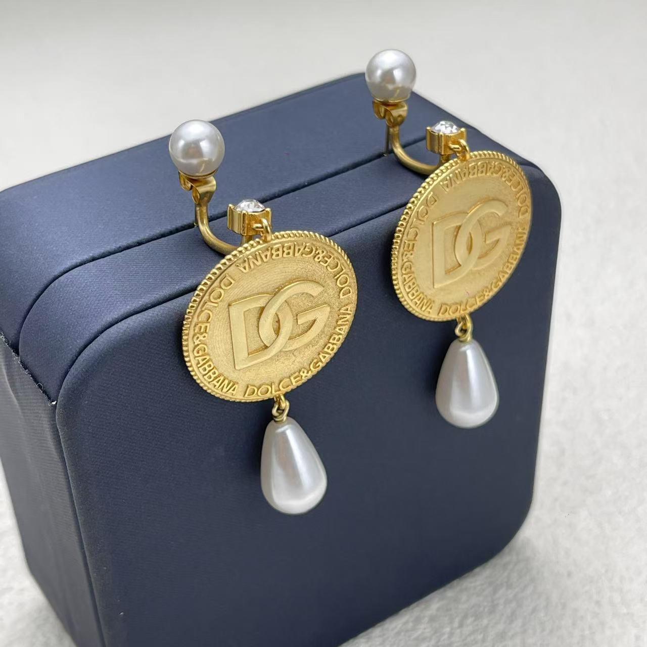 LuxluxHouse Low Price And High Quality Accessories Dolce & Gabbana