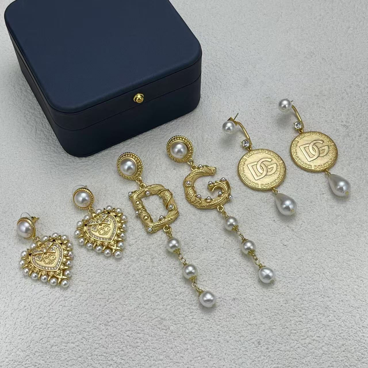 LuxluxHouse Low Price And High Quality Accessories Dolce & Gabbana