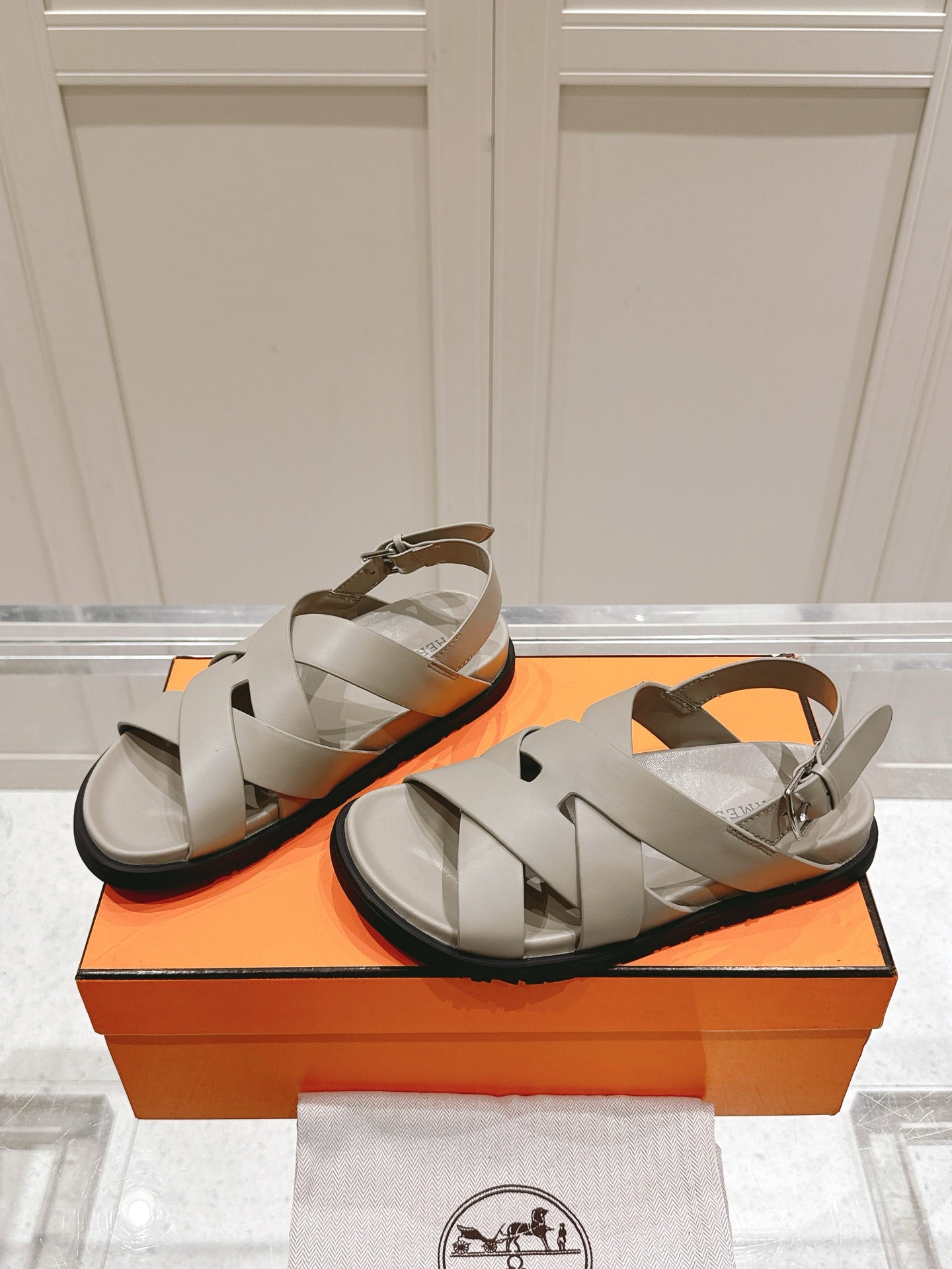 LuxluxHouse Best Quality Women Shoes Hermes