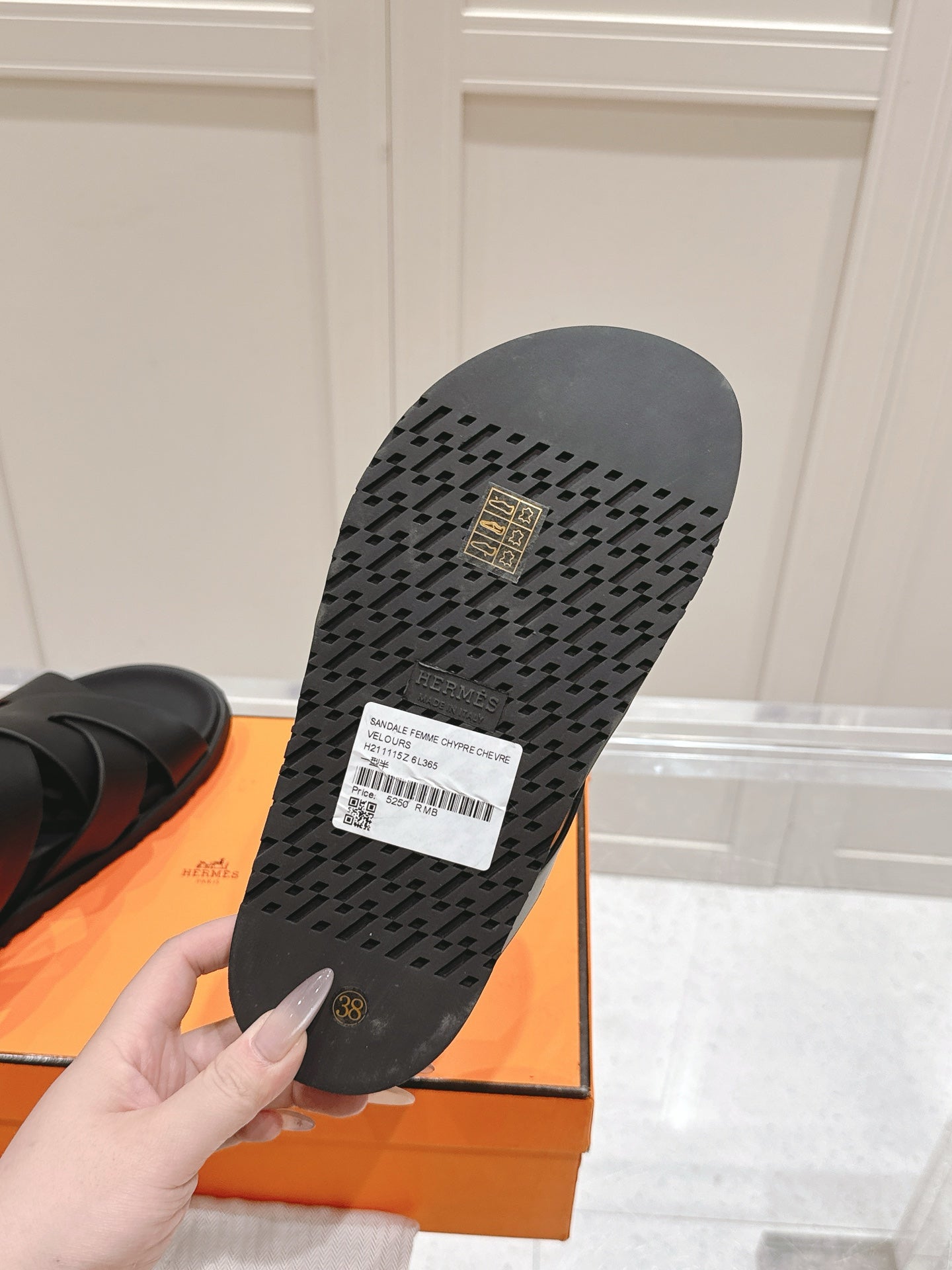 LuxluxHouse Best Quality Women Shoes Hermes