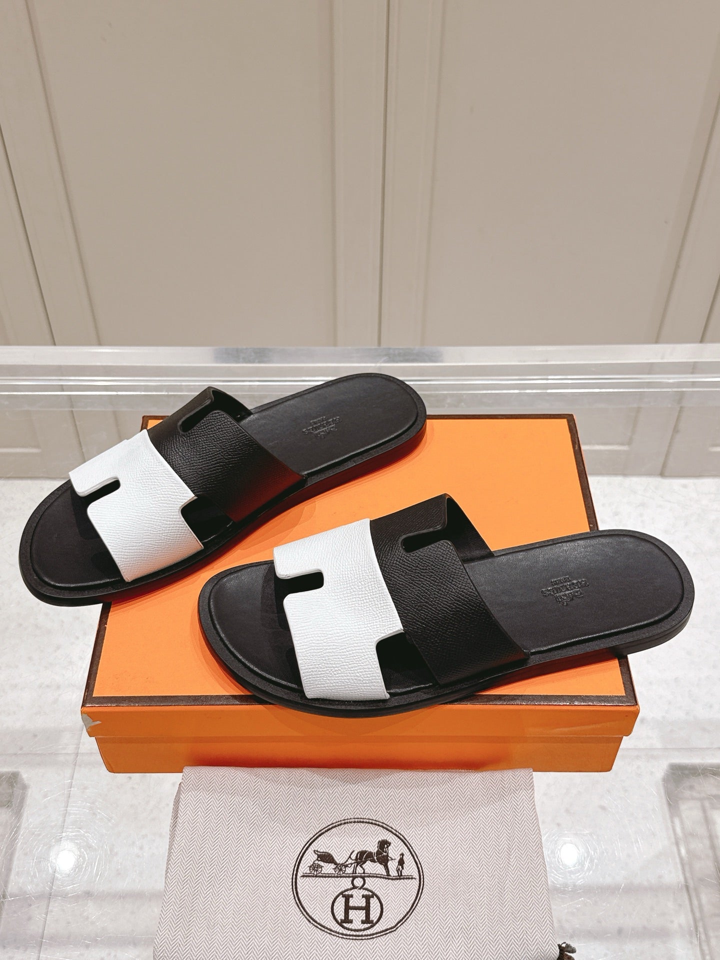LuxluxHouse Best Quality Women Shoes Hermes