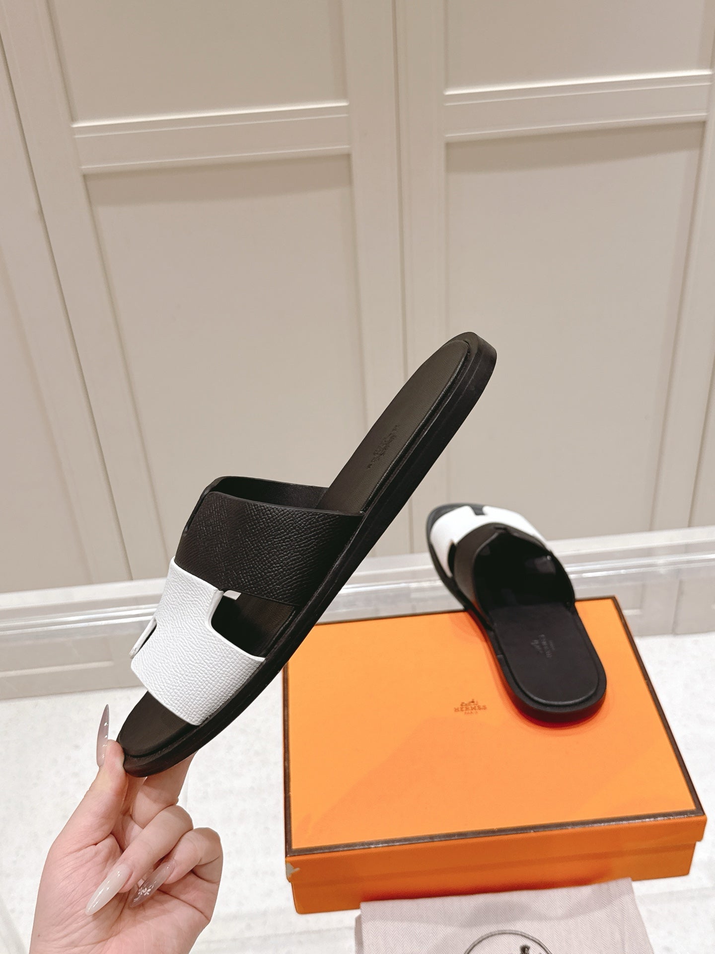 LuxluxHouse Best Quality Women Shoes Hermes