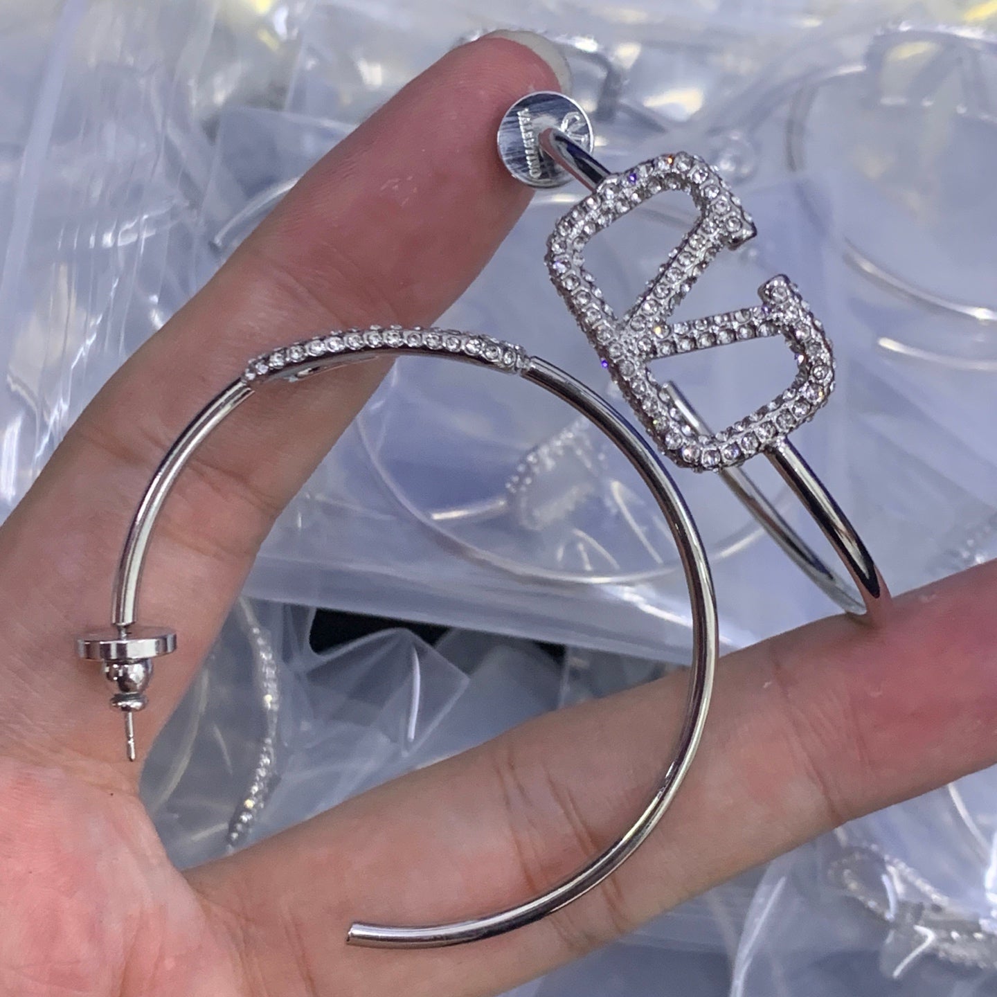 LuxluxHouse Low Price And High Quality Accessories Valentino