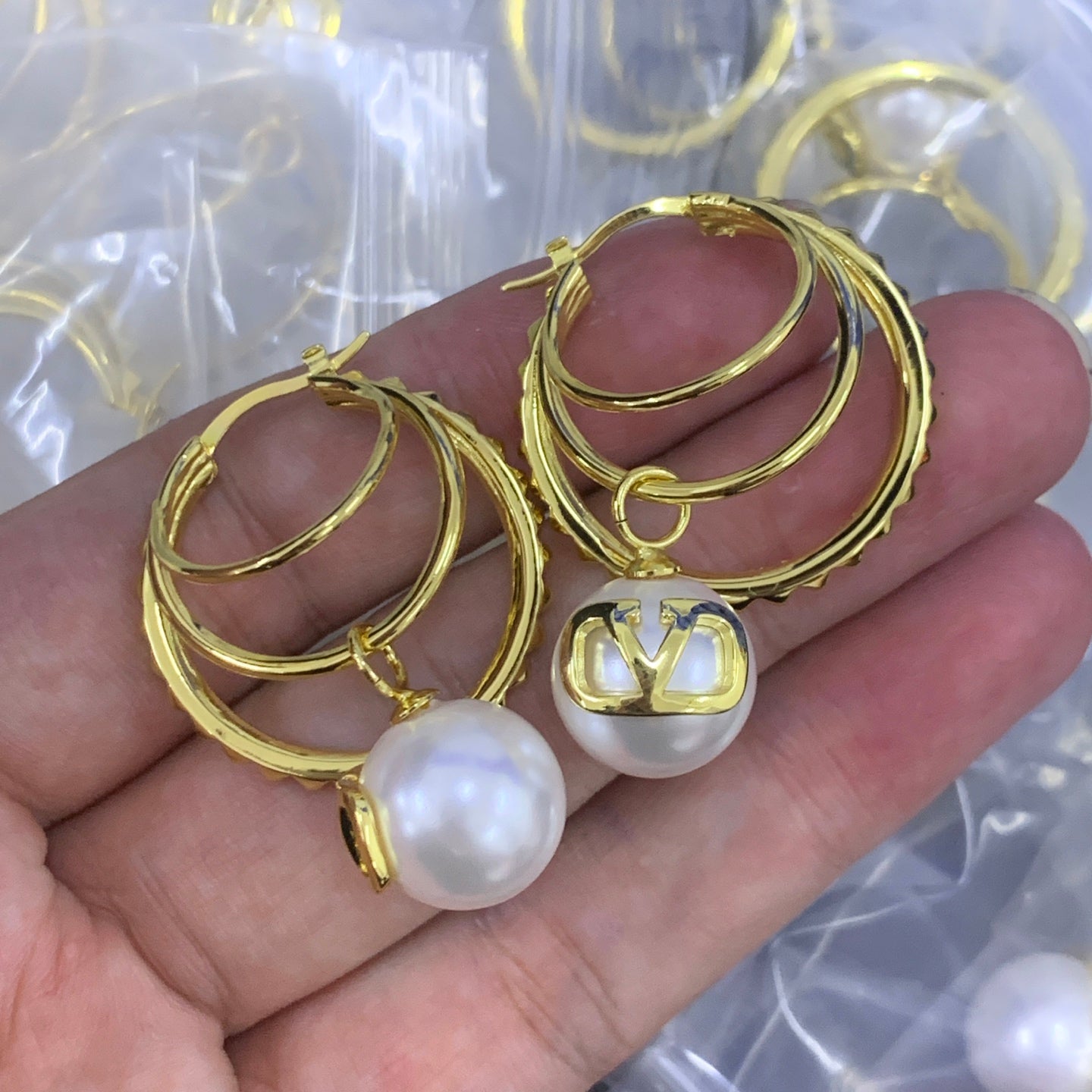 LuxluxHouse Low Price And High Quality Accessories Valentino