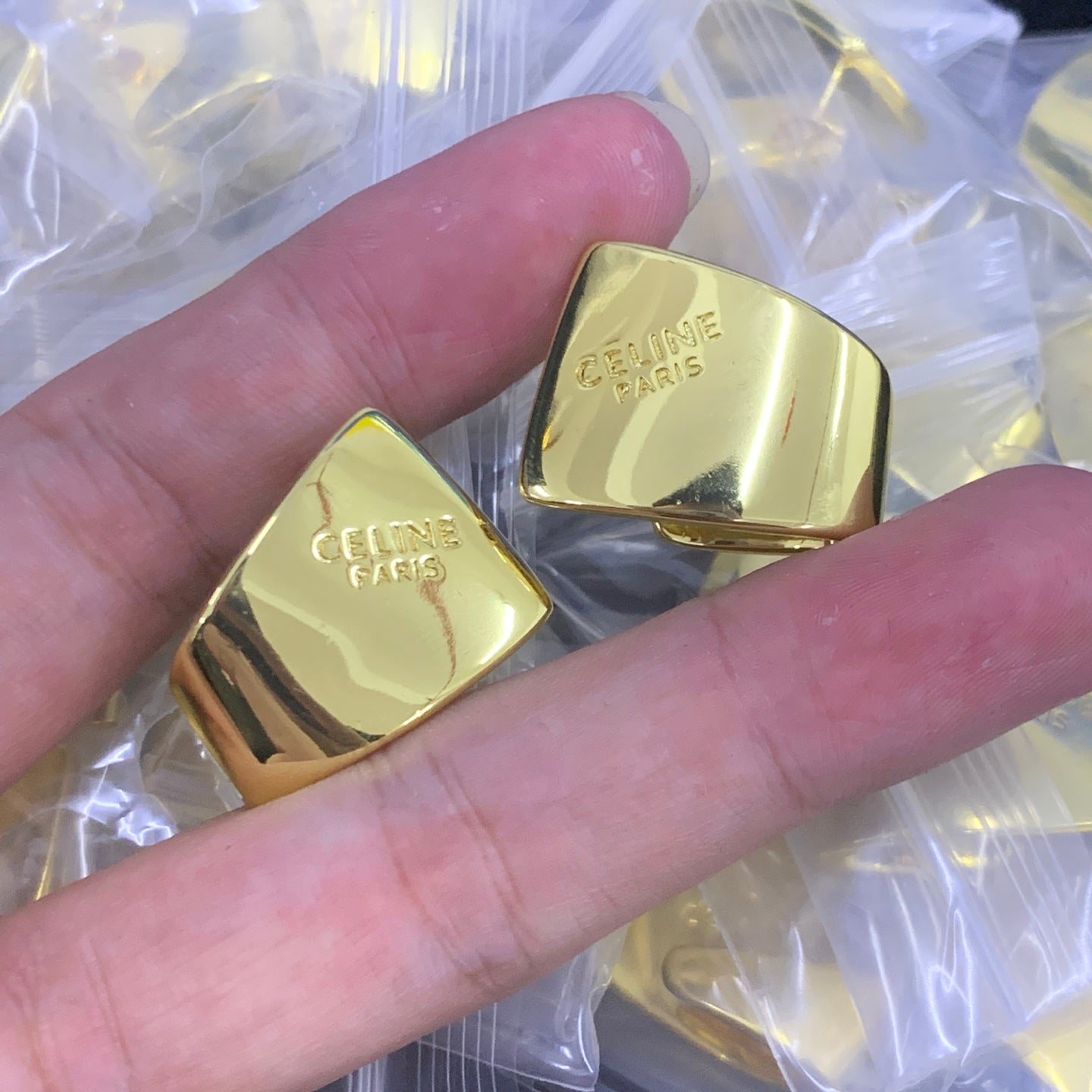 LuxluxHouse Low Price And High Quality Accessories Celine