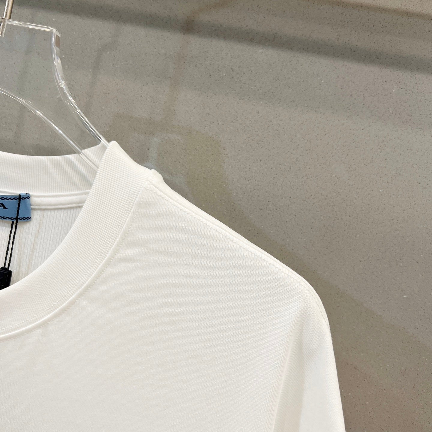 LuxluxHouse Best Quality Clothes T-shirt Prada