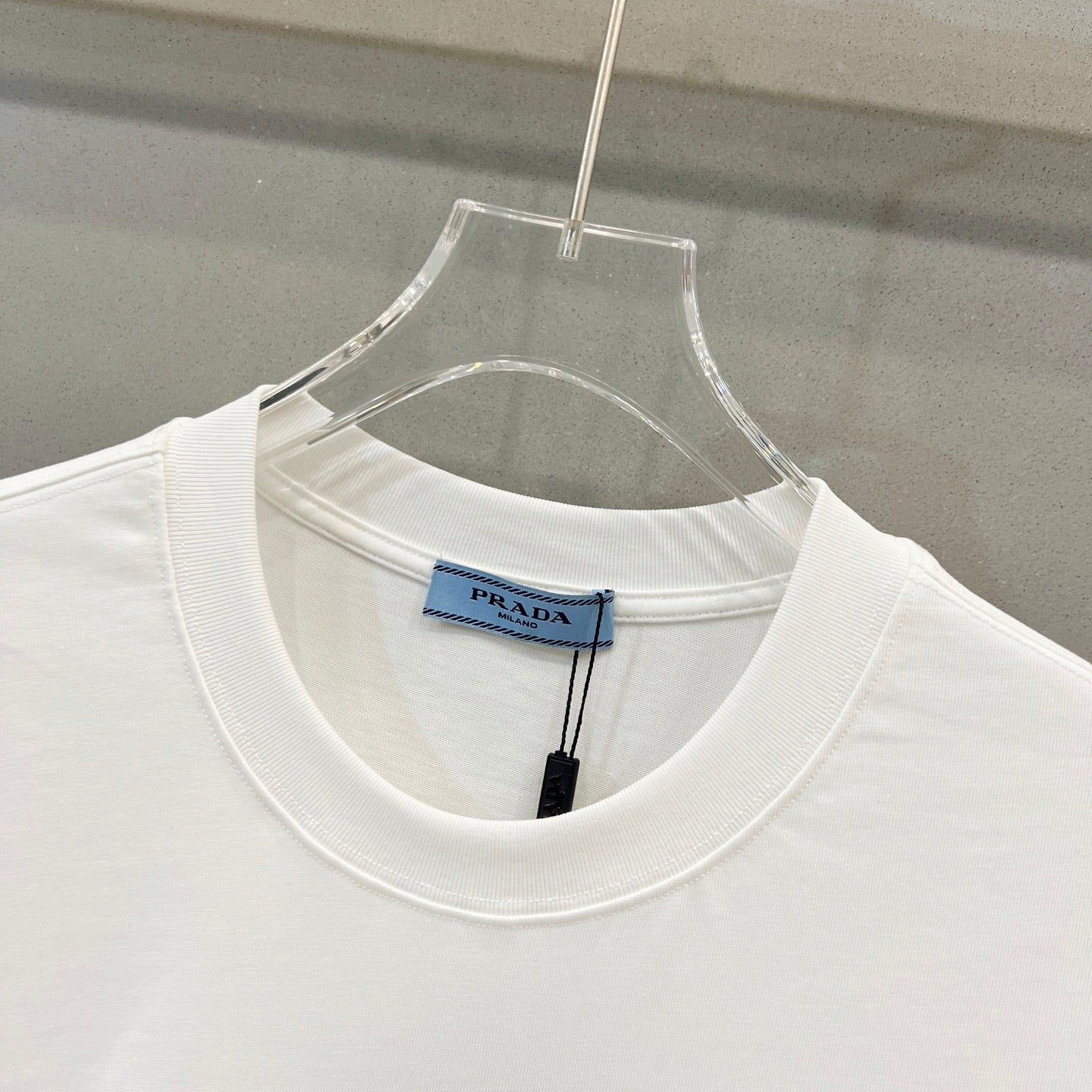 LuxluxHouse Best Quality Clothes T-shirt Prada