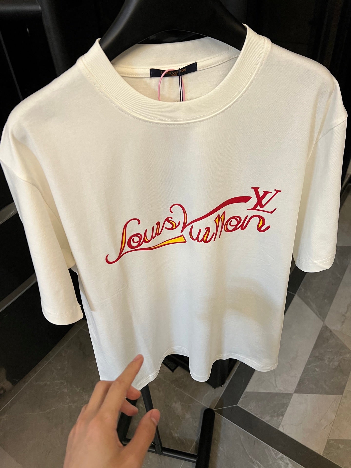 LuxluxHouse Best Quality Clothes T-shirt Louis Vuitton