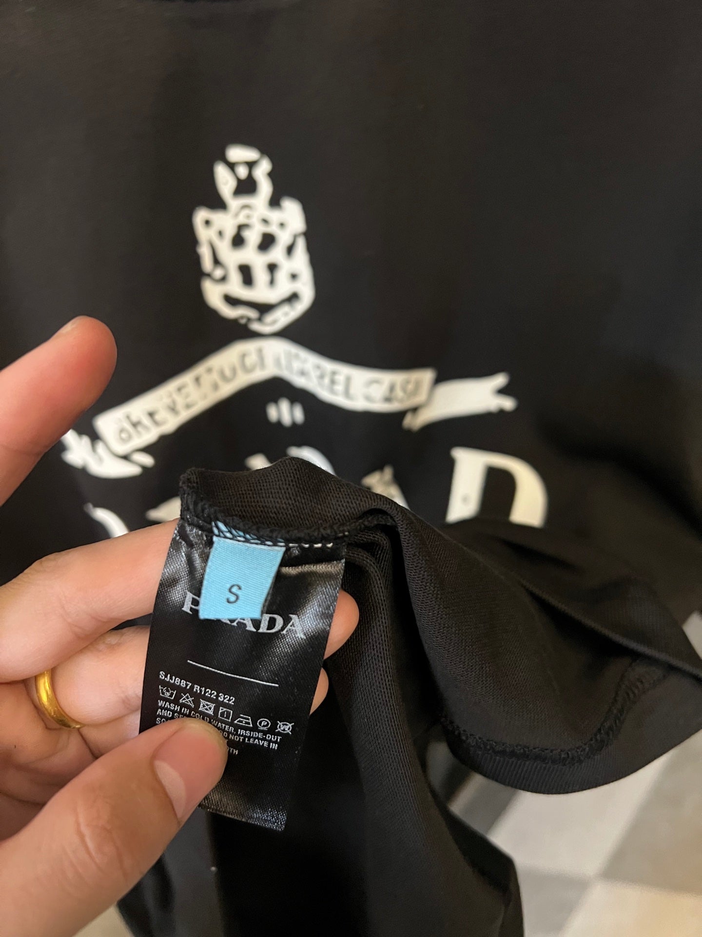 LuxluxHouse Best Quality Clothes T-shirt Prada