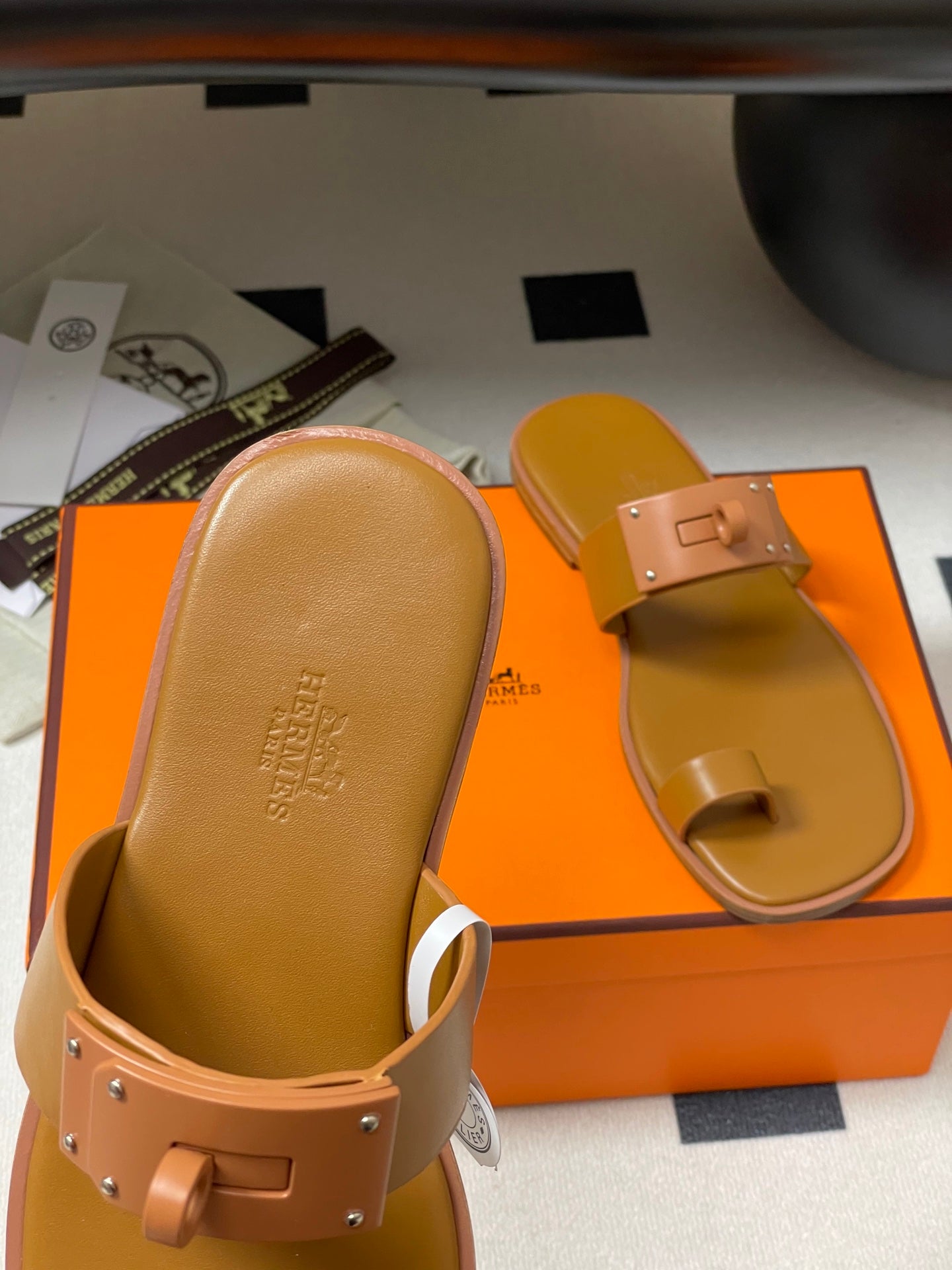 LuxluxHouse Best Quality Women Shoes Hermes