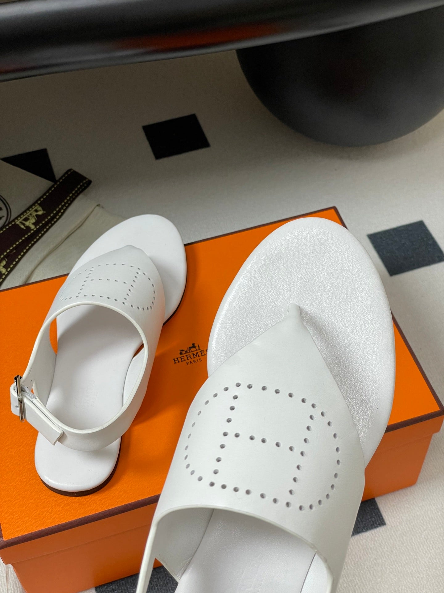 LuxluxHouse Best Quality Women Shoes Hermes