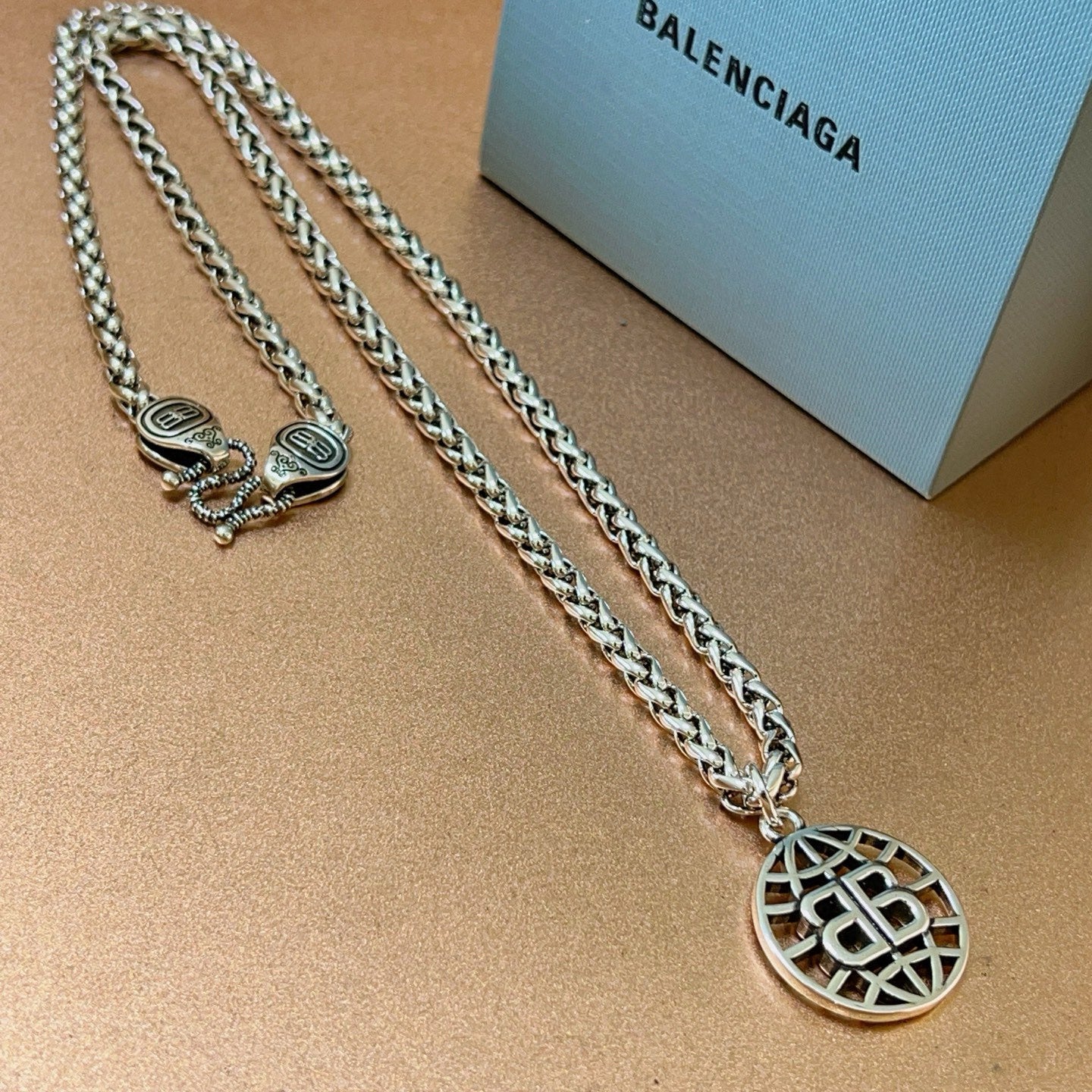 LuxluxHouse Best Quality Accessories Necklace Balenciaga