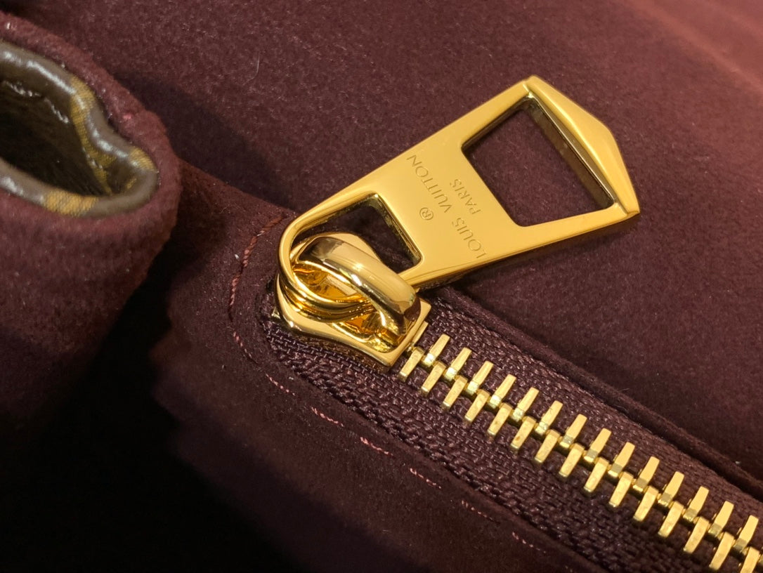 LuxluxHouse Best Quality Bags Louis Vuitton Women Men