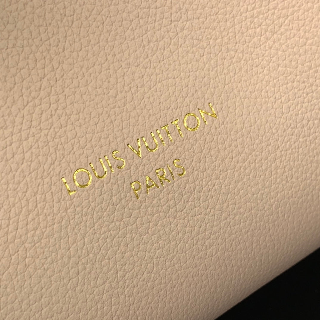 LuxluxHouse Best Quality Bags Louis Vuitton Women Men