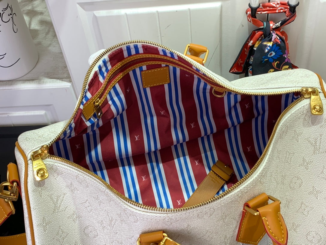 LuxluxHouse Best Quality Bags Louis Vuitton Women Men