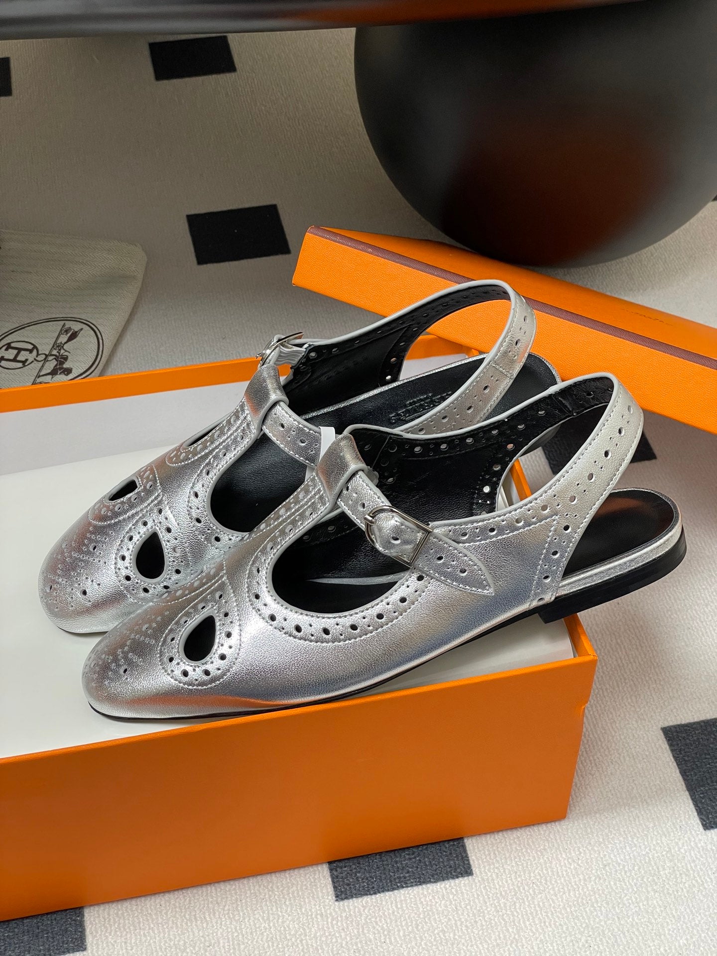 LuxluxHouse Best Quality Women Shoes Hermes