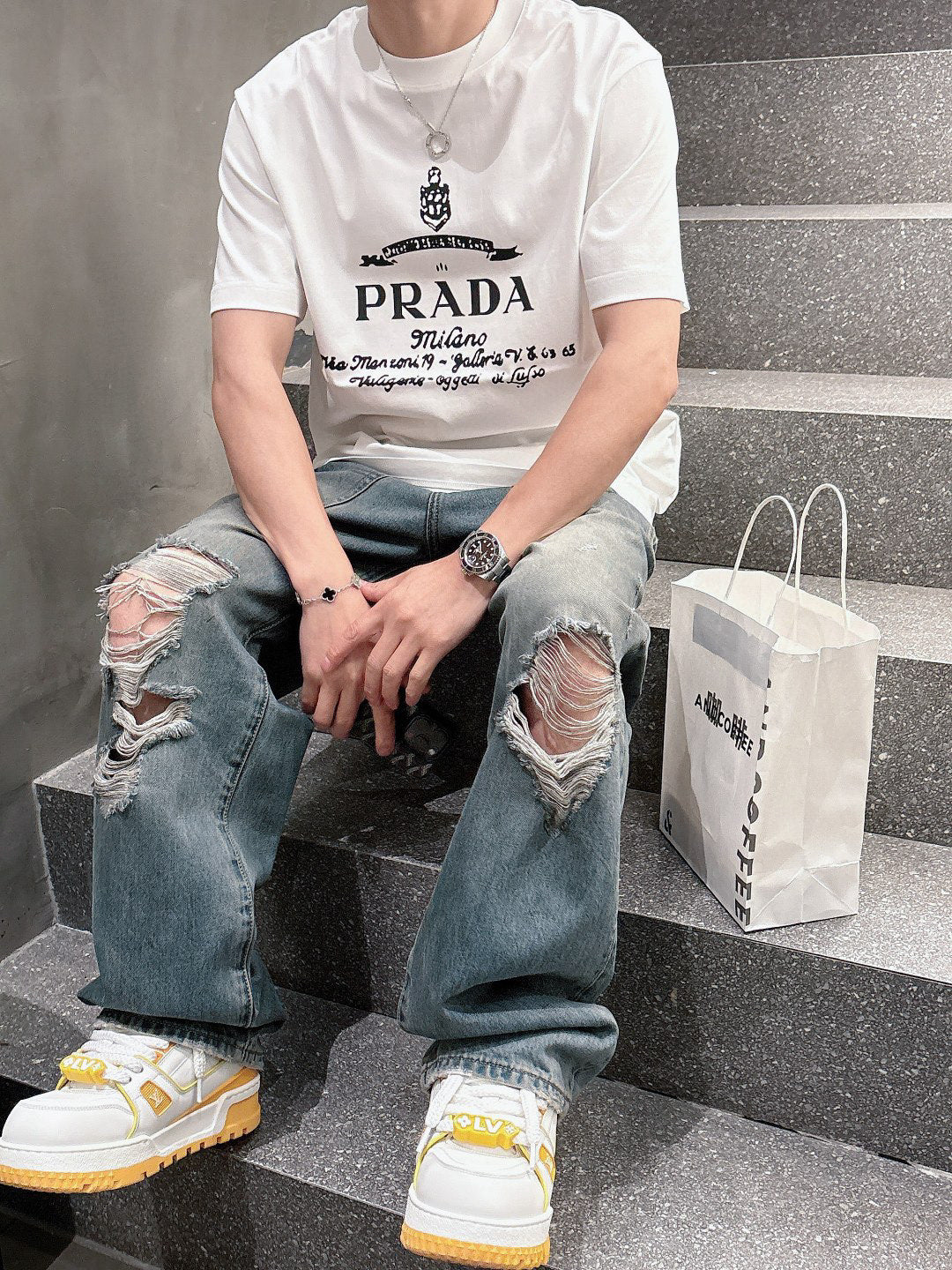 LuxluxHouse Best Quality Clothes T-shirt Prada