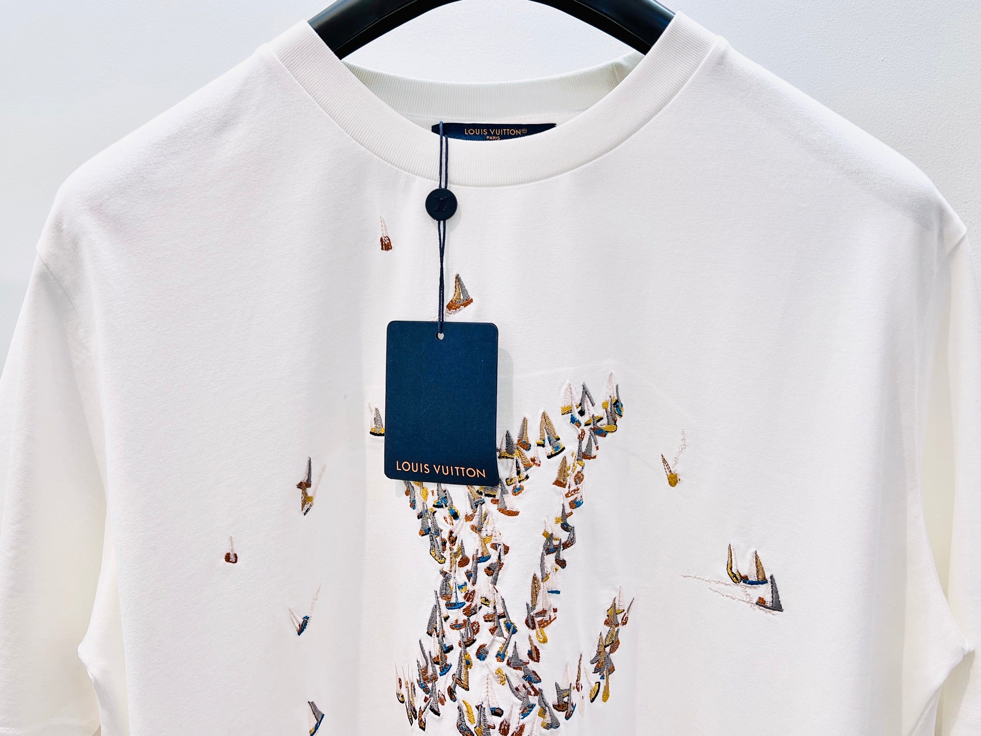 LuxluxHouse Best Quality Clothes T-shirt Louis Vuitton