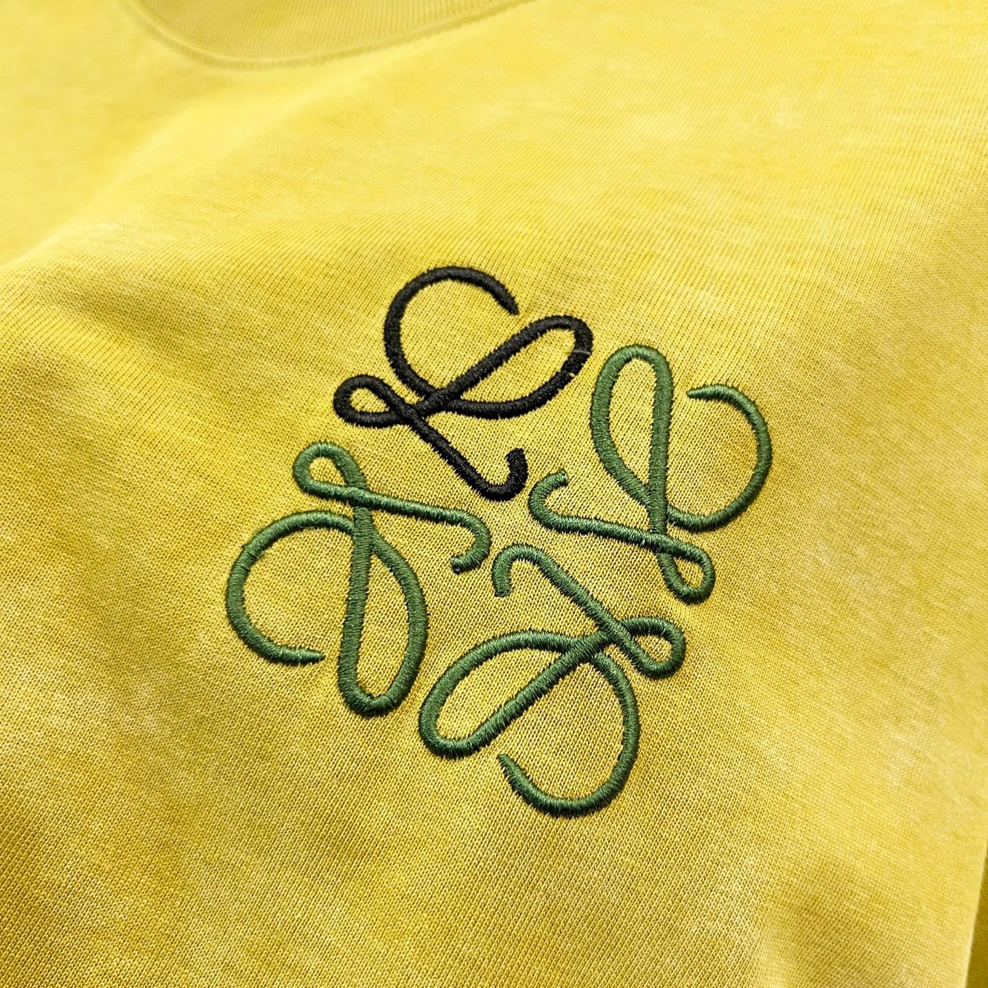 LuxluxHouse Best Quality Clothes T-shirt Loewe