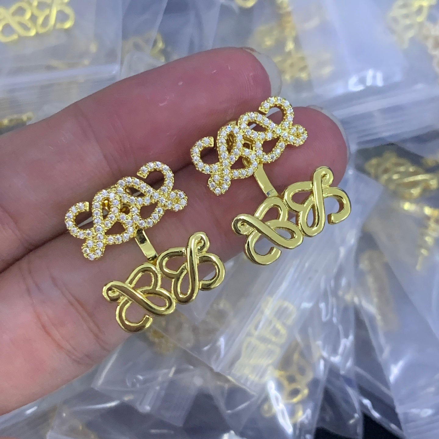 LuxluxHouse Low Price And High Quality Accessories Loewe