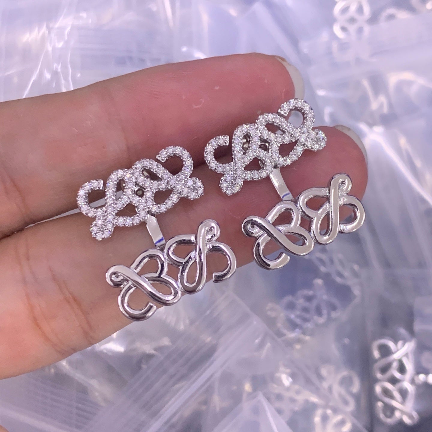 LuxluxHouse Low Price And High Quality Accessories Loewe