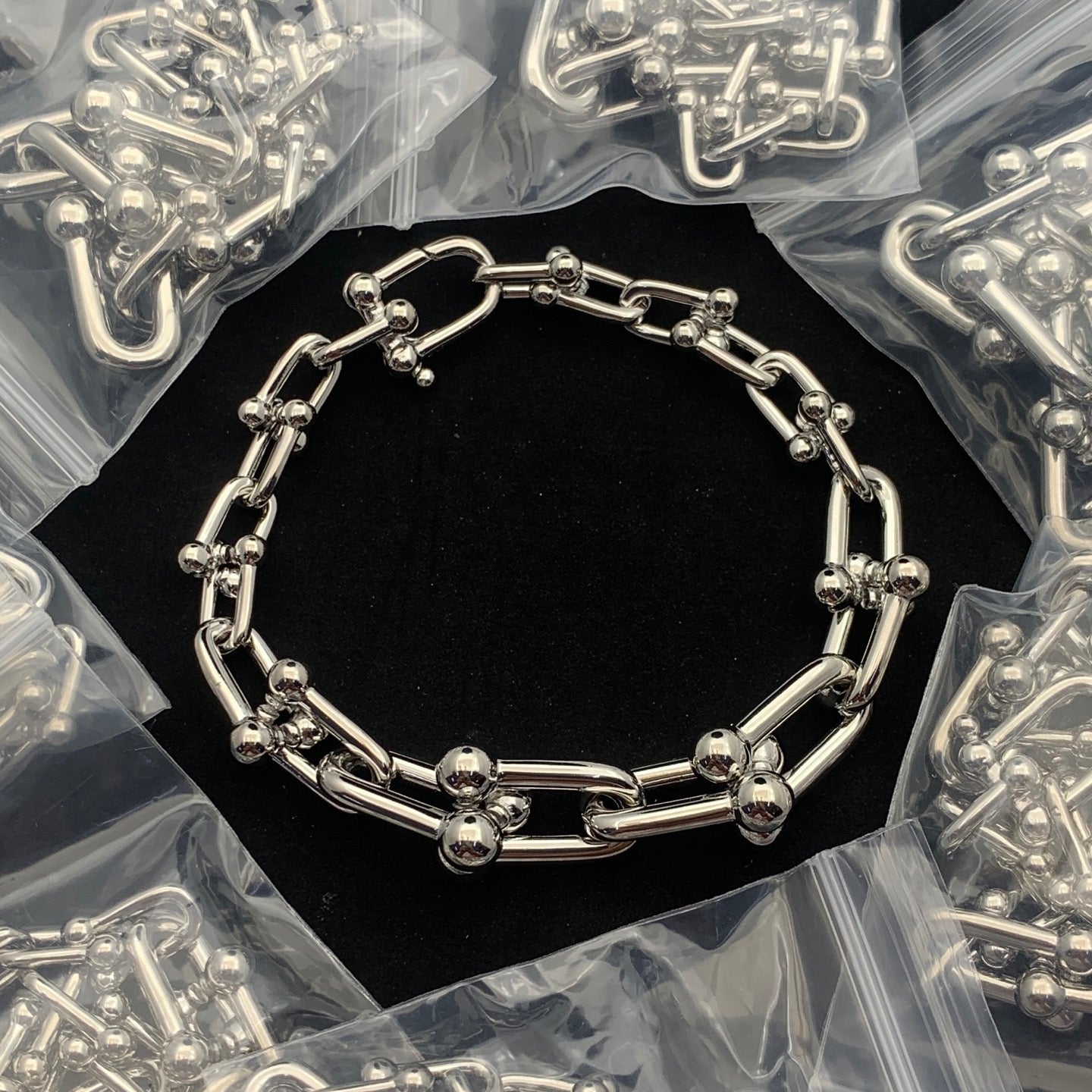 LuxluxHouse Low Price And High Quality Accessories Tiffany