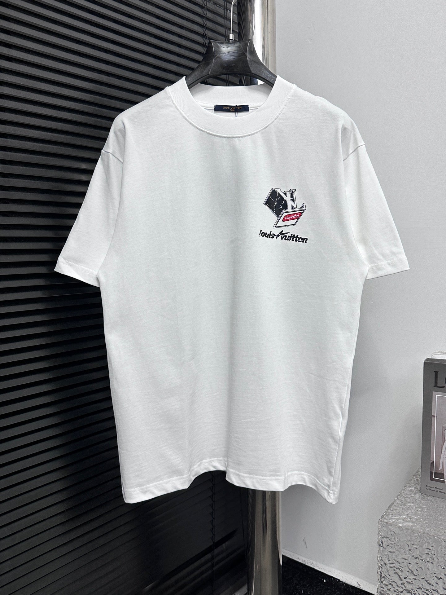 LuxluxHouse Best Quality Clothes T-shirt Louis Vuitton