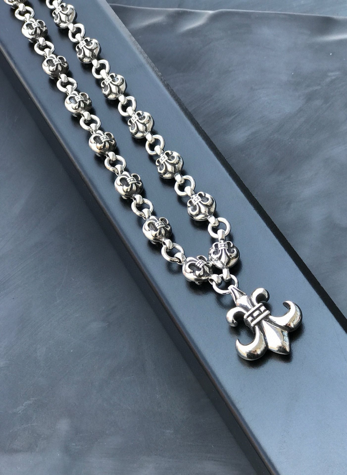 LuxluxHouse Best Quality Accessories Necklace Chrome Hearts