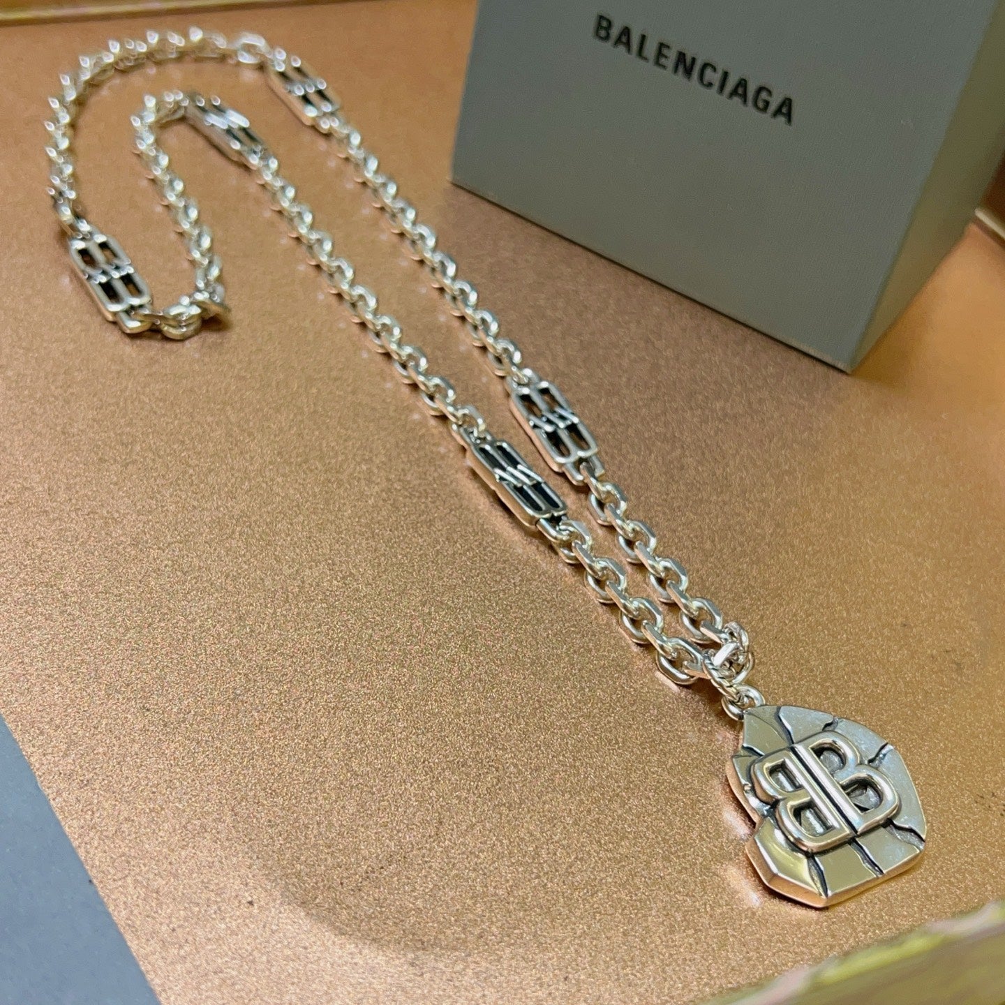 LuxluxHouse Best Quality Accessories Necklace Balenciaga