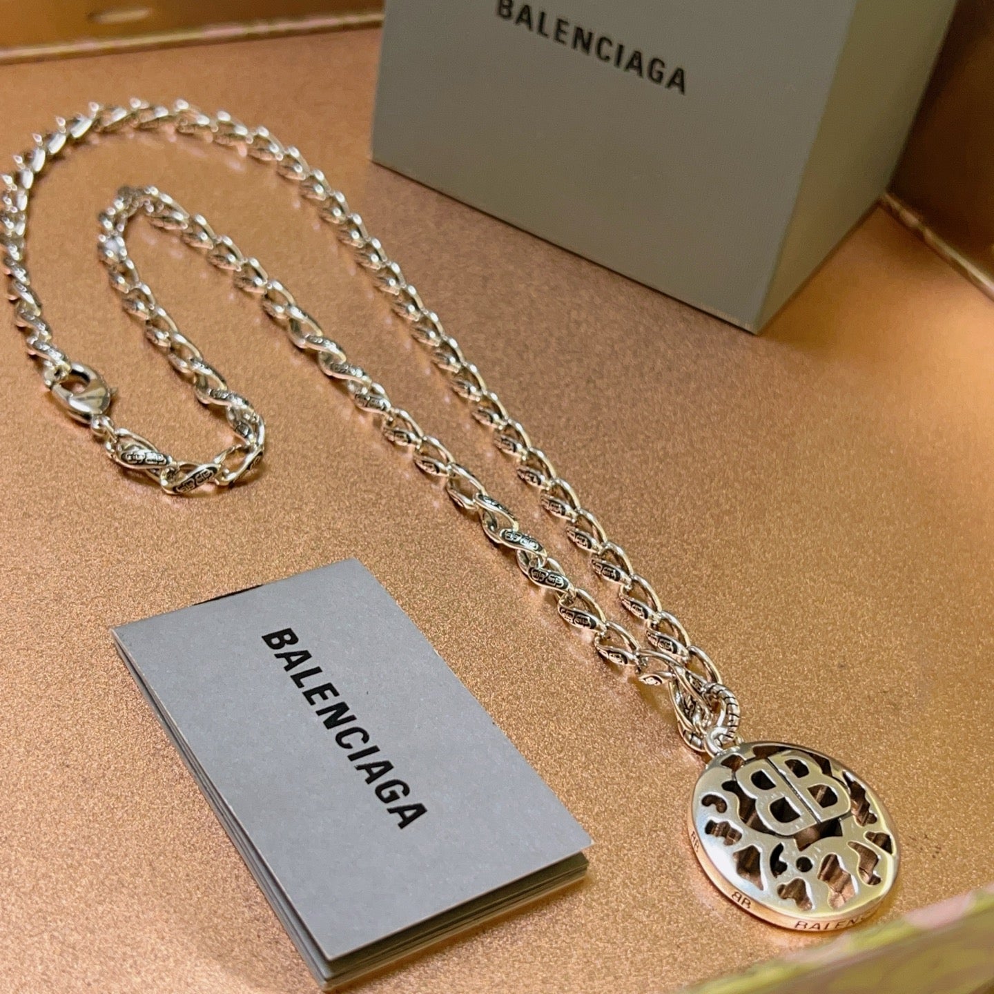 LuxluxHouse Best Quality Accessories Necklace Balenciaga