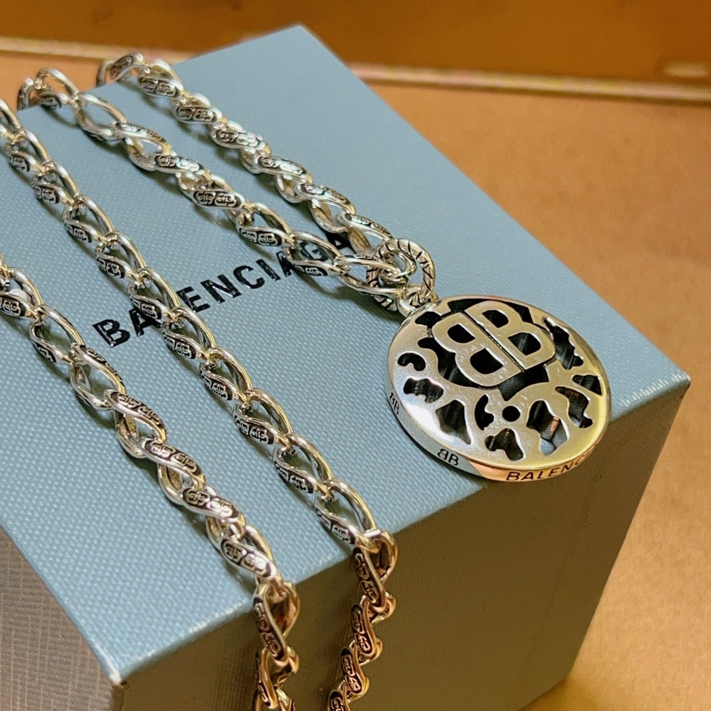 LuxluxHouse Best Quality Accessories Necklace Balenciaga