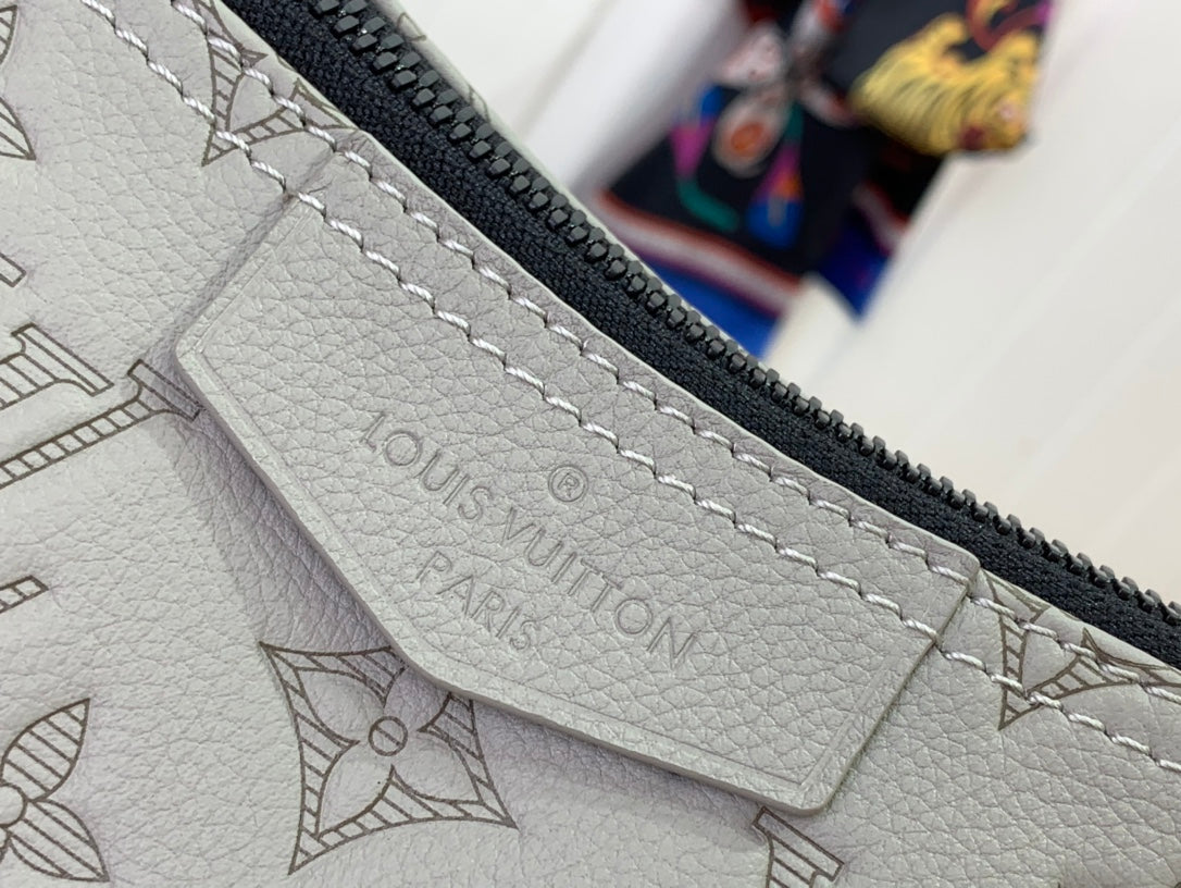 LuxluxHouse Best Quality Bags Louis Vuitton Women Men