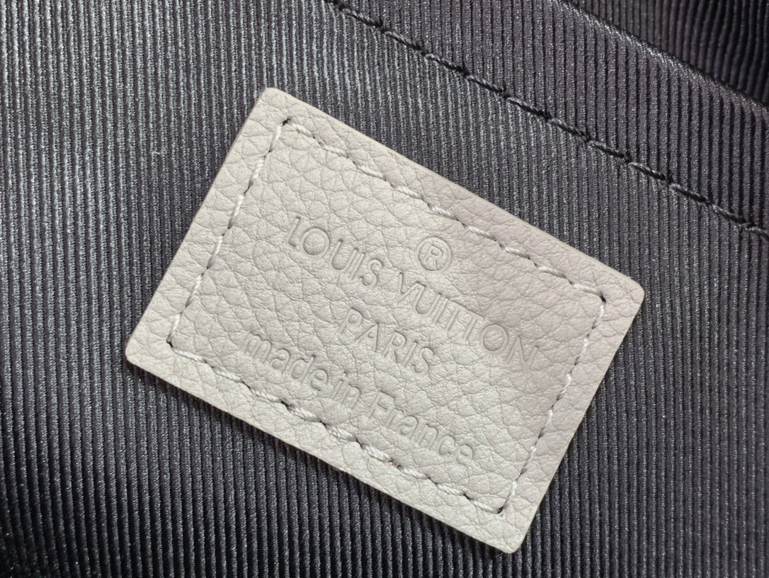 LuxluxHouse Best Quality Bags Louis Vuitton Women Men