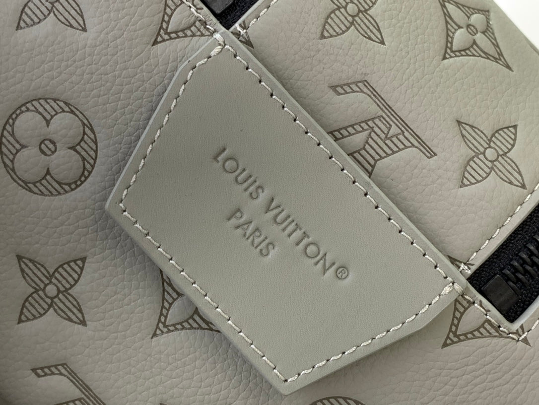 LuxluxHouse Best Quality Bags Louis Vuitton Women Men
