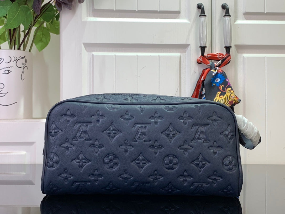 LuxluxHouse Best Quality Bags Louis Vuitton Women Men