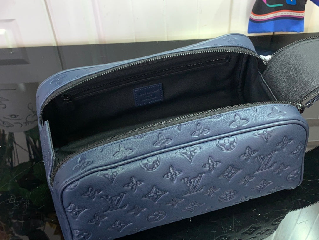 LuxluxHouse Best Quality Bags Louis Vuitton Women Men