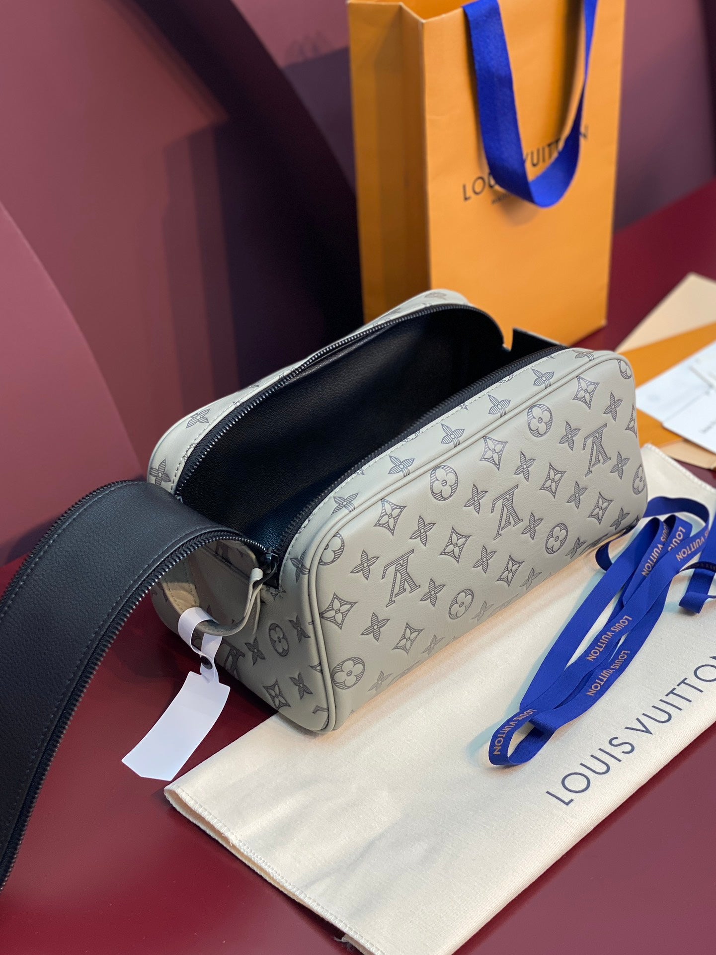 LuxluxHouse Best Quality Bags Louis Vuitton Men
