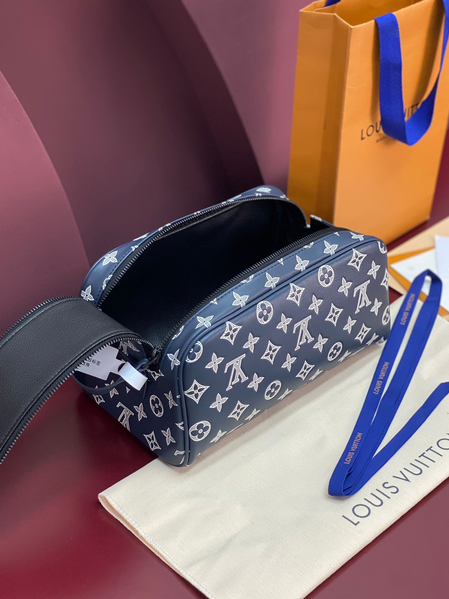 LuxluxHouse Best Quality Bags Louis Vuitton Men