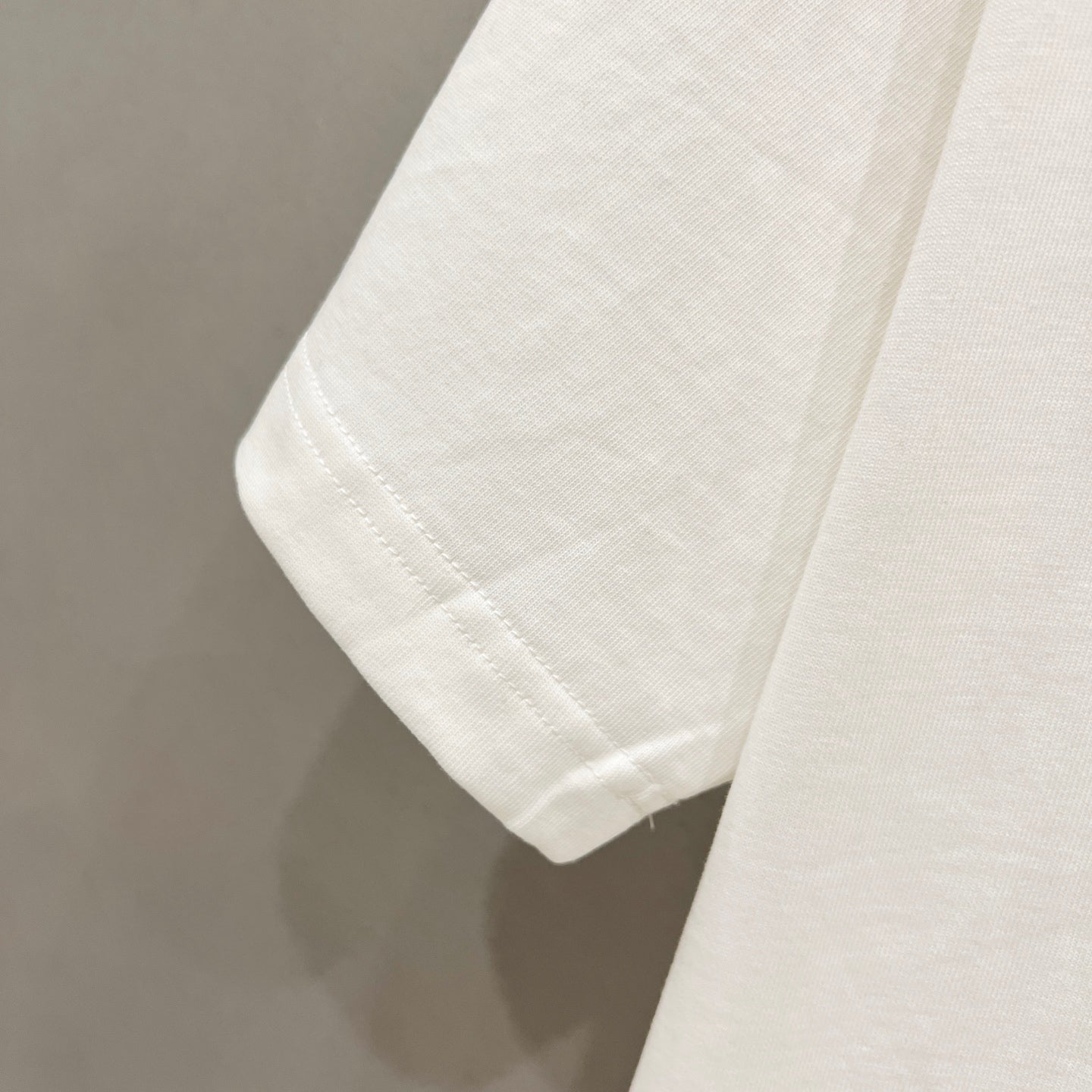 LuxluxHouse Best Quality Clothes T-shirt Loewe