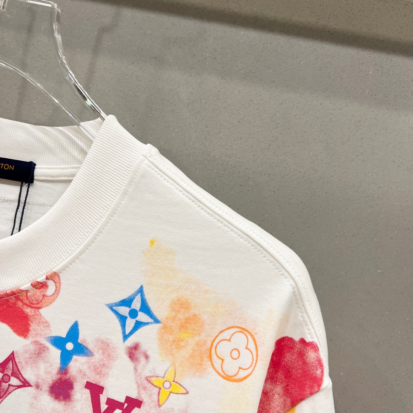 LuxluxHouse Best Quality Clothes T-shirt Louis Vuitton