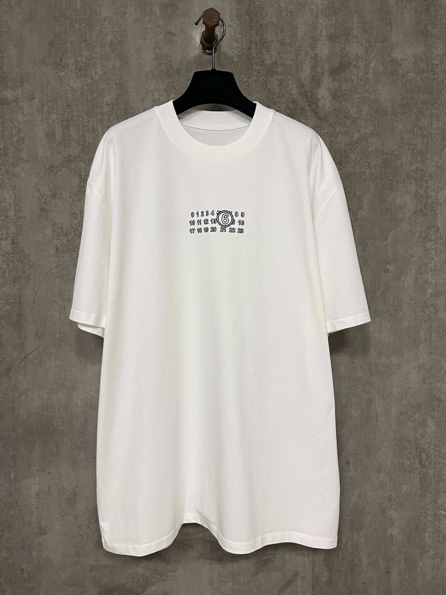 LuxluxHouse Best Quality Clothes T-shirt Chanel & Maison Margiela